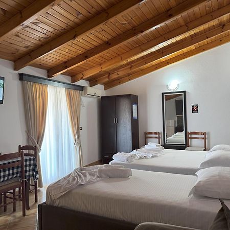 Garden Villa Veli Ксамил Экстерьер фото
