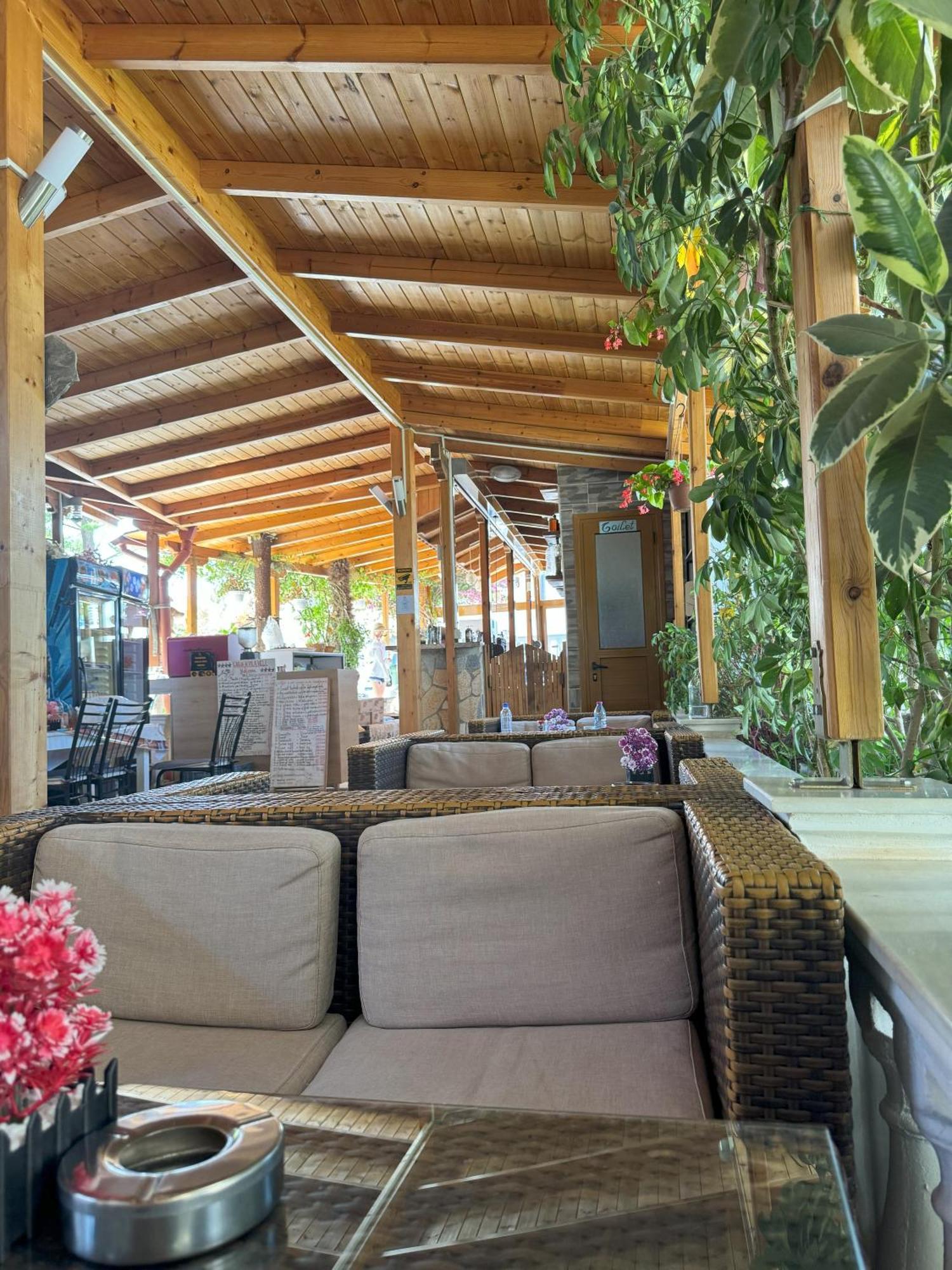 Garden Villa Veli Ксамил Экстерьер фото